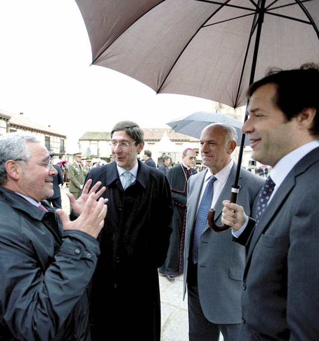 Inauguración de 'Credo'.  / ANTONIO BARTOLOMÉ