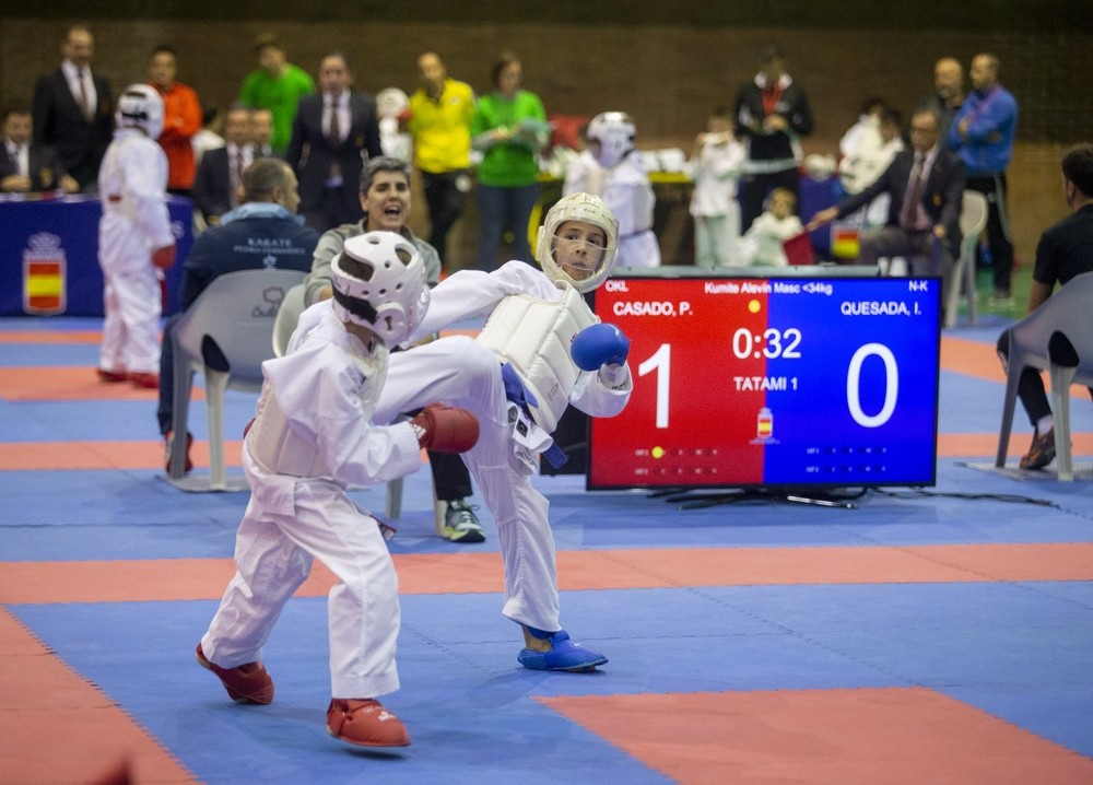 El karate vuelve a llenar San Antonio