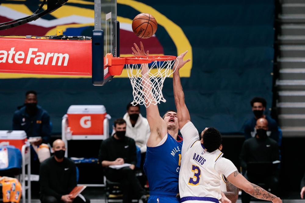 Jokic y Campazzo destrozan a los Lakers