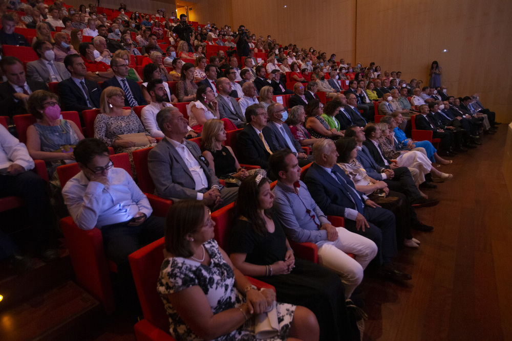 XVII Premios Empresariales de CEOE Ávila, Lienzo Norte.  / ISABEL GARCÍA