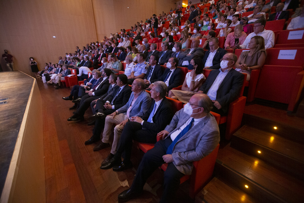 XVII Premios Empresariales de CEOE Ávila, Lienzo Norte.  / ISABEL GARCÍA