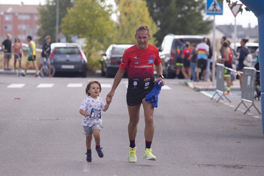 Carrera I Memorial Julían Hernández organizado por Ávila Runners.  / ISABEL GARCÍA