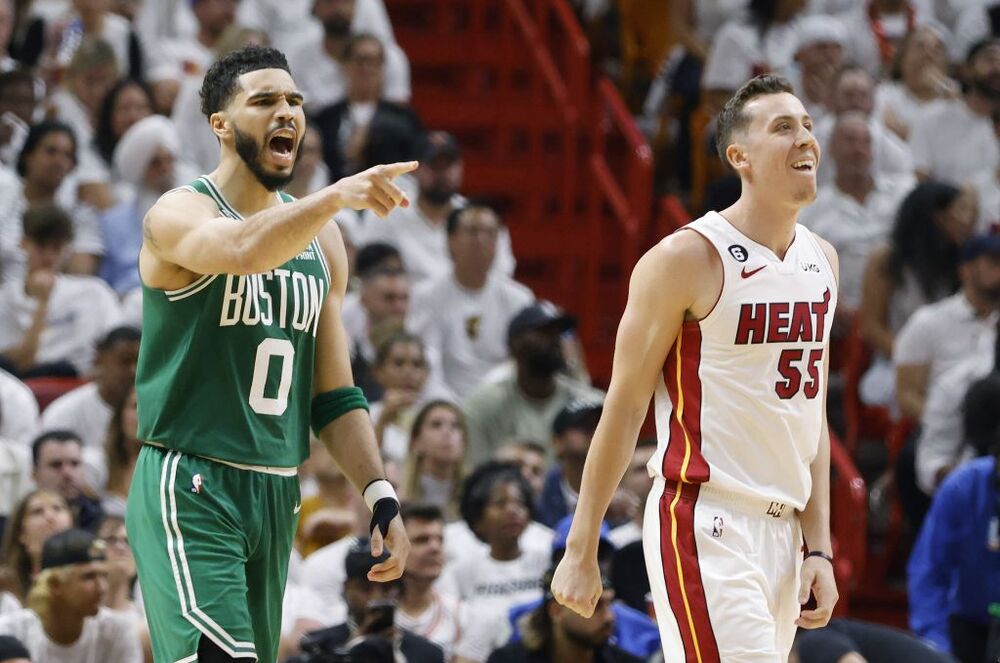 NBA Playoffs Eastern Conference Finals Boston Celtics at Miami Heat  / RHONA WISE