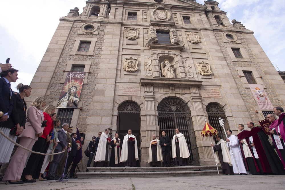 El obispo cerró la puerta santa de un año jubilar especial