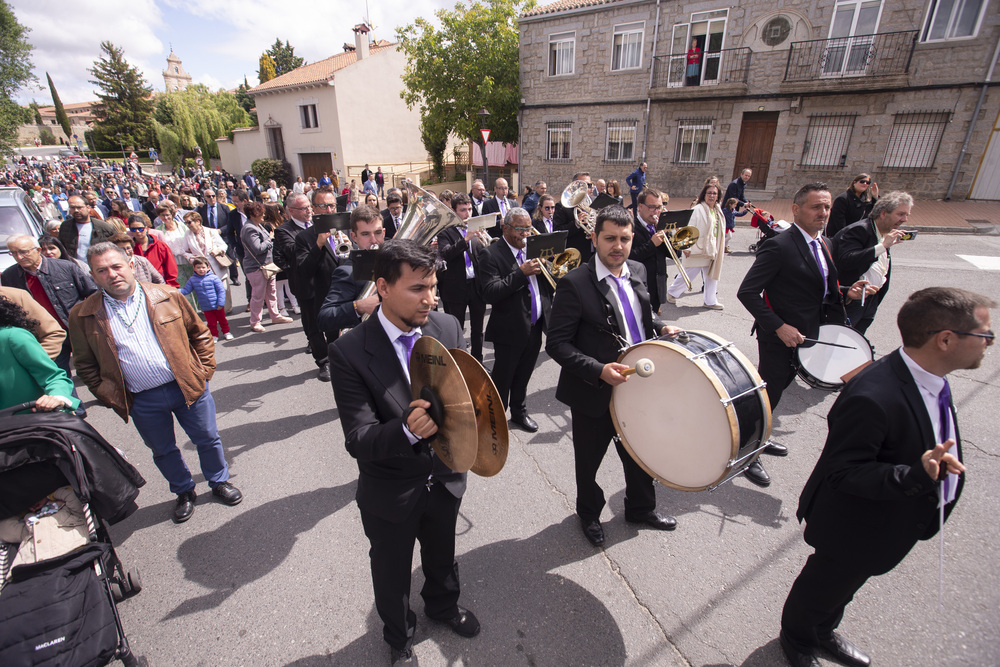 Procesión de la Virgen de las Vacas, baile de El Gato Montés.  / ISABEL GARCÍA