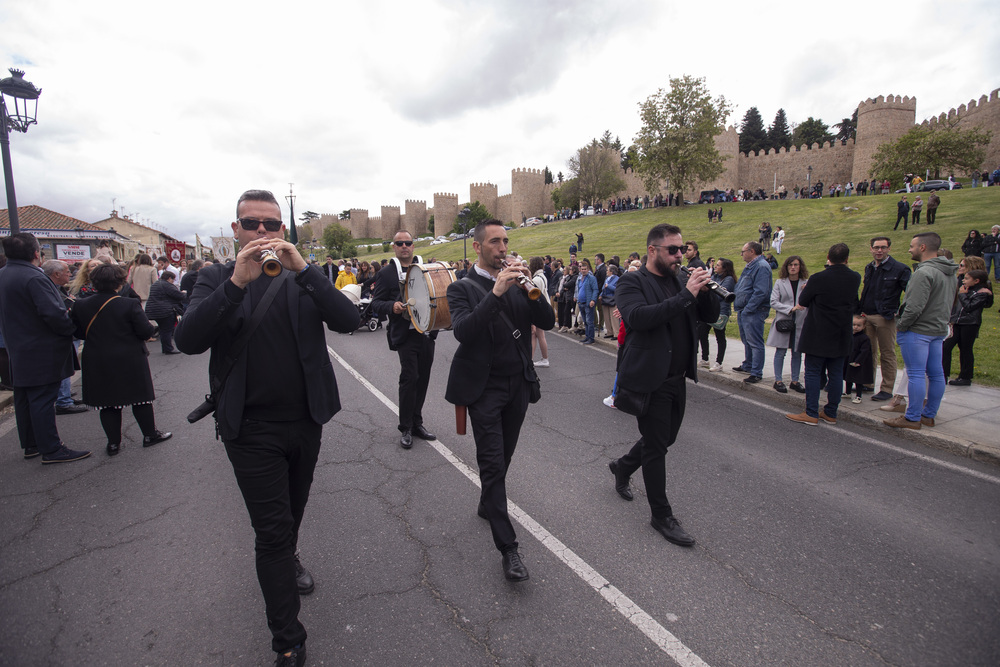 Procesión de la Virgen de las Vacas, baile de El Gato Montés.  / ISABEL GARCÍA