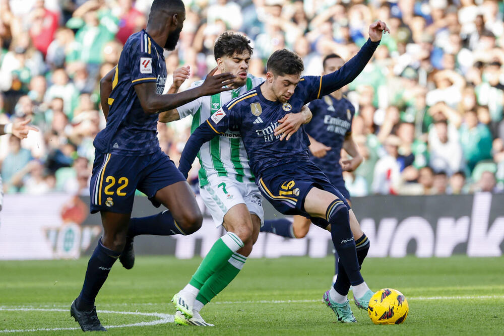 El Real Madrid pincha en el Villamarín 