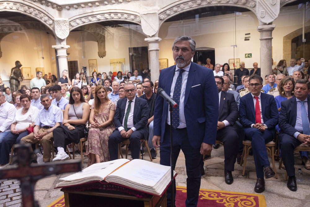 Pleno de constitución de la Diputación
de Ávila.  / ISABEL GARCÍA