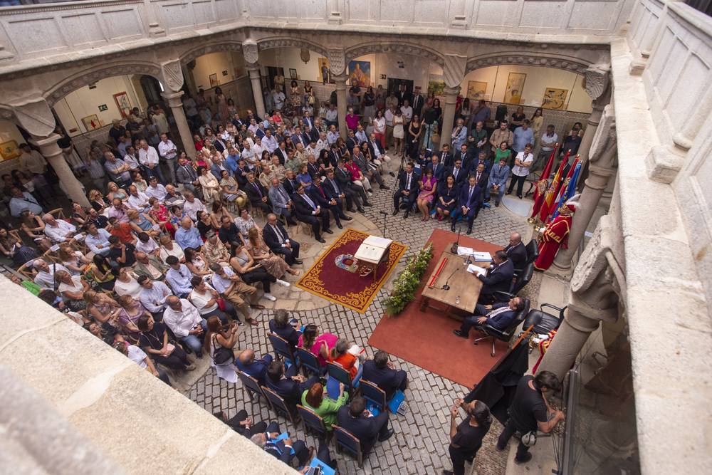 Pleno de constitución de la Diputación
de Ávila.  / ISABEL GARCÍA