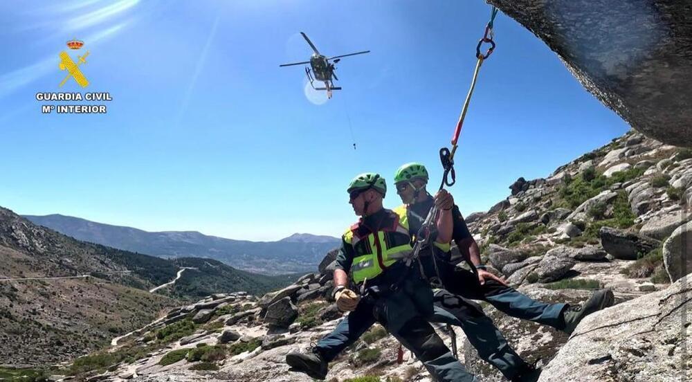 Prácticas de rescate en grandes paredes
