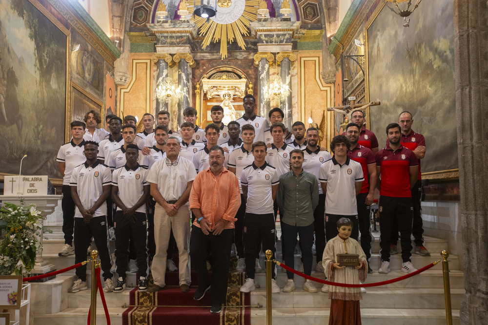 Celebración del centenario del Real Ávila.  / ISABEL GARCÍA