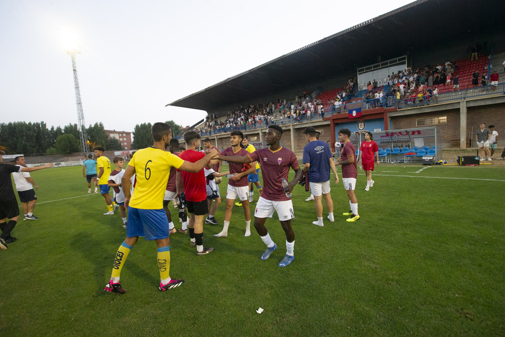 Celebración del centenario del Real Ávila.  / ISABEL GARCÍA