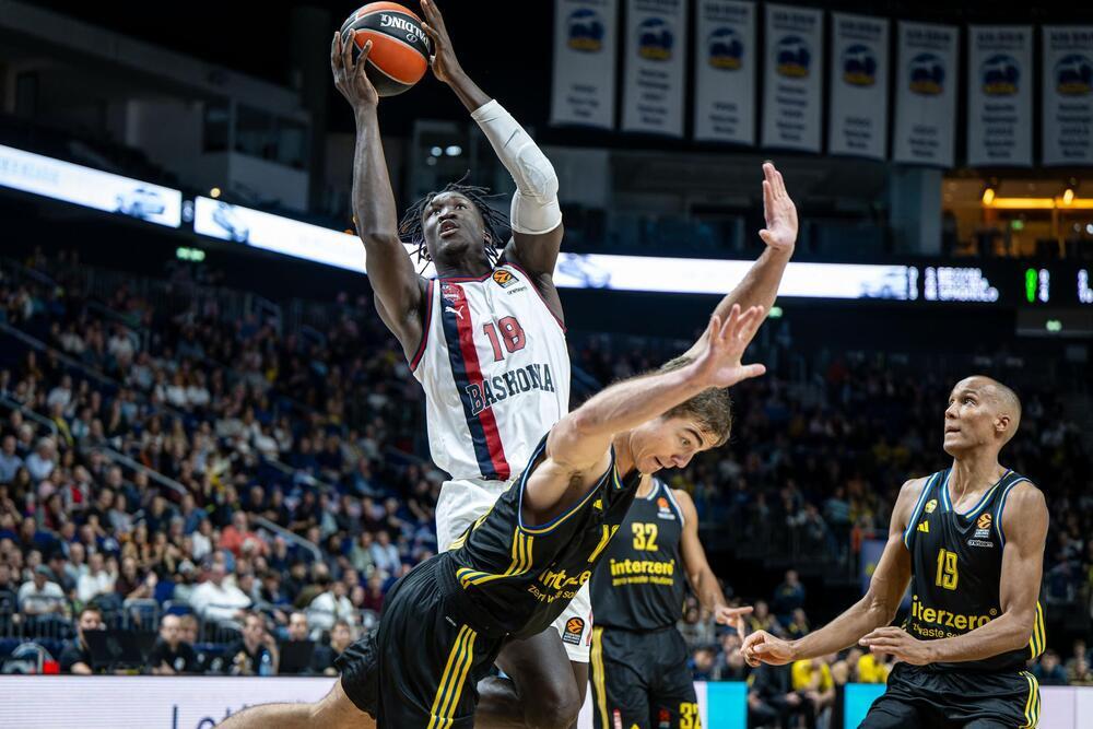 El Baskonia escapa de la trampa de Berlín
