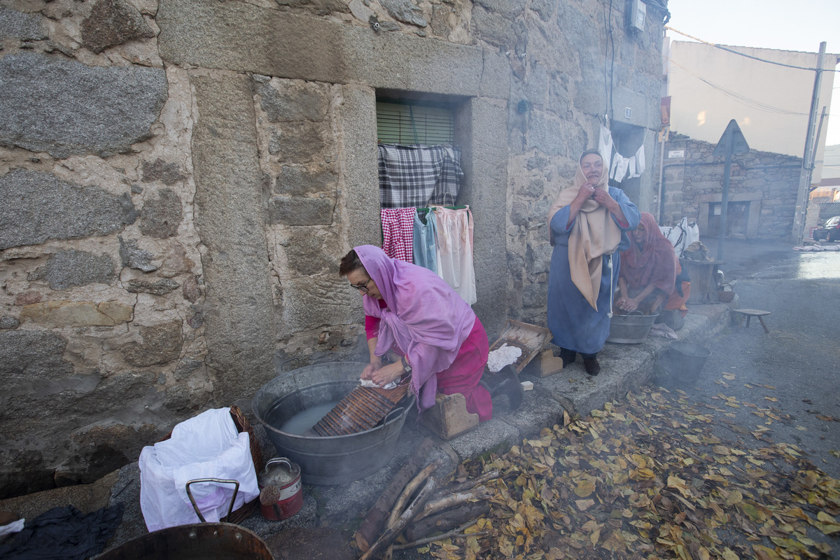 Beén viviente en Navalmoral de la Sierra.  / ISABEL GARCÍA