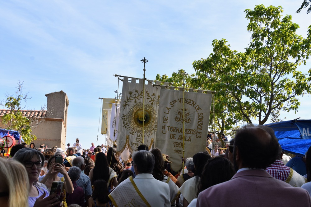 Romería en la ermita de Sonsoles  / GONZALO GLEZ. DE VEGA Y POMAR