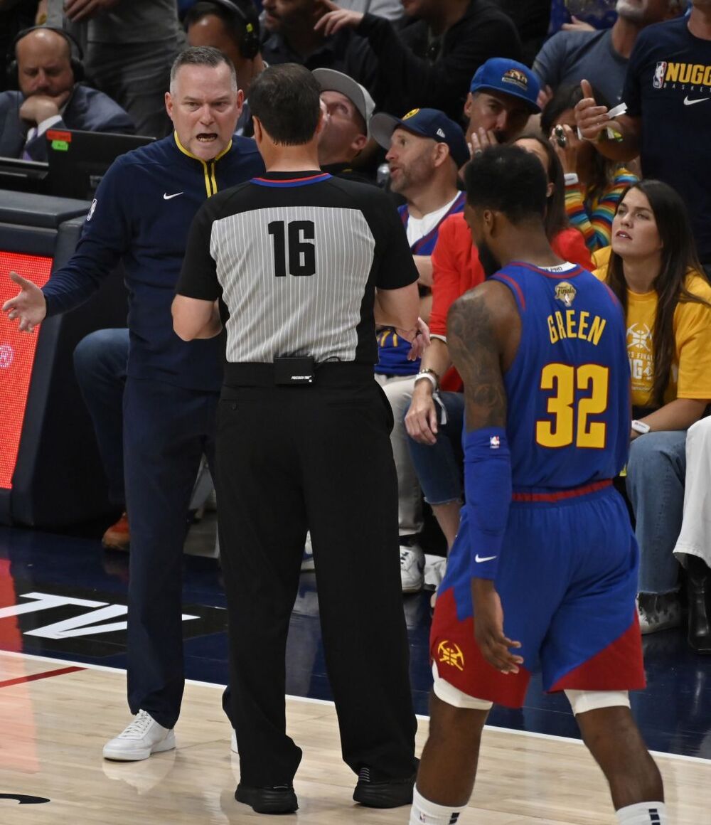 NBA Finals Game 1 - Miami Heat at Denver Nuggets  / BOB PEARSON