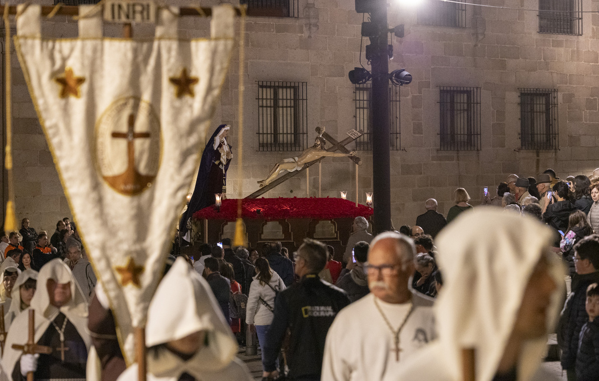 Procesión del Via Matris.  / DAVID CASTRO