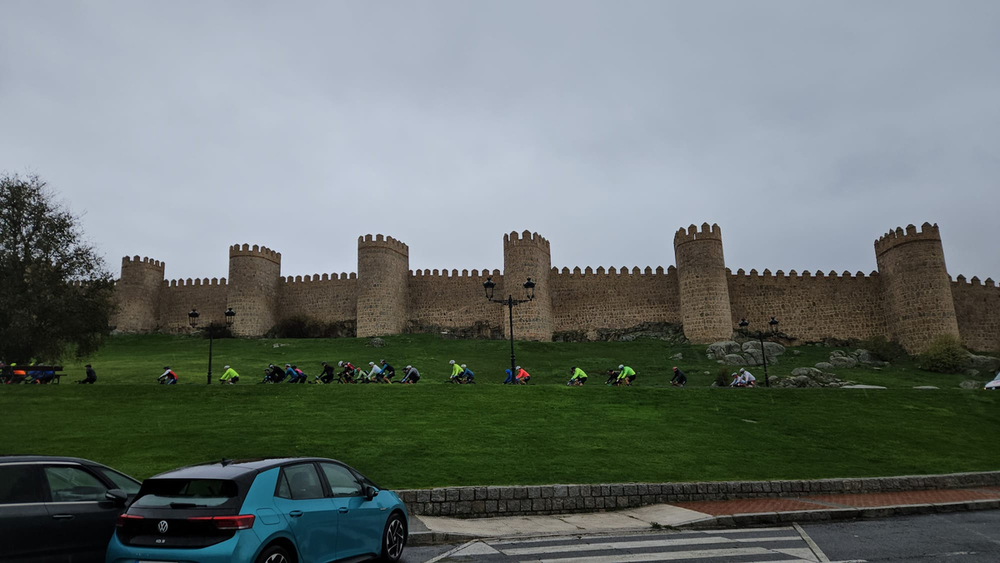 La MTB Madrid Ávila 2024 reúne a un centenar de participantes