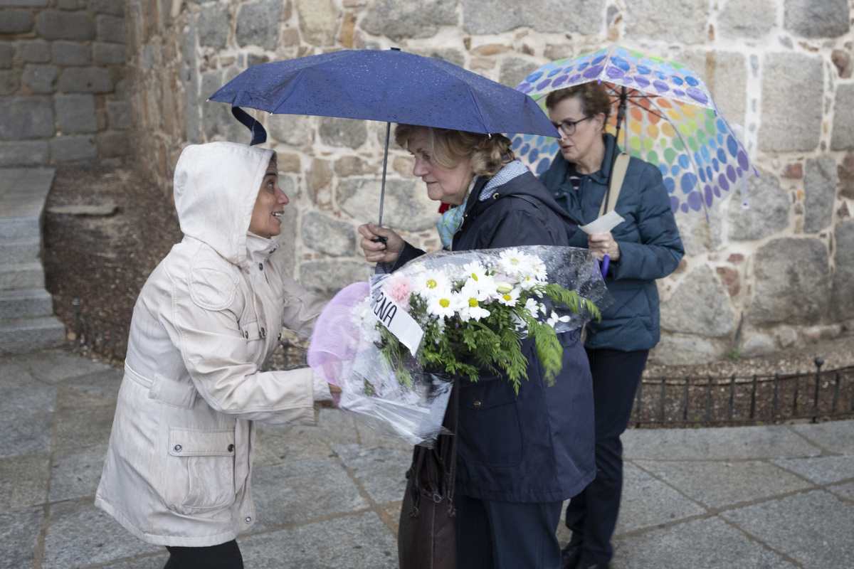 Ofrenda floral de Santa Teresa.  / ISABEL GARCÍA