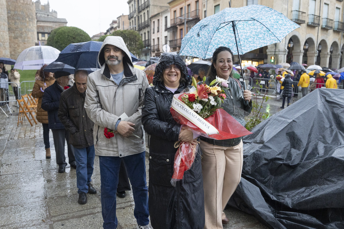 Ofrenda floral de Santa Teresa.  / ISABEL GARCÍA