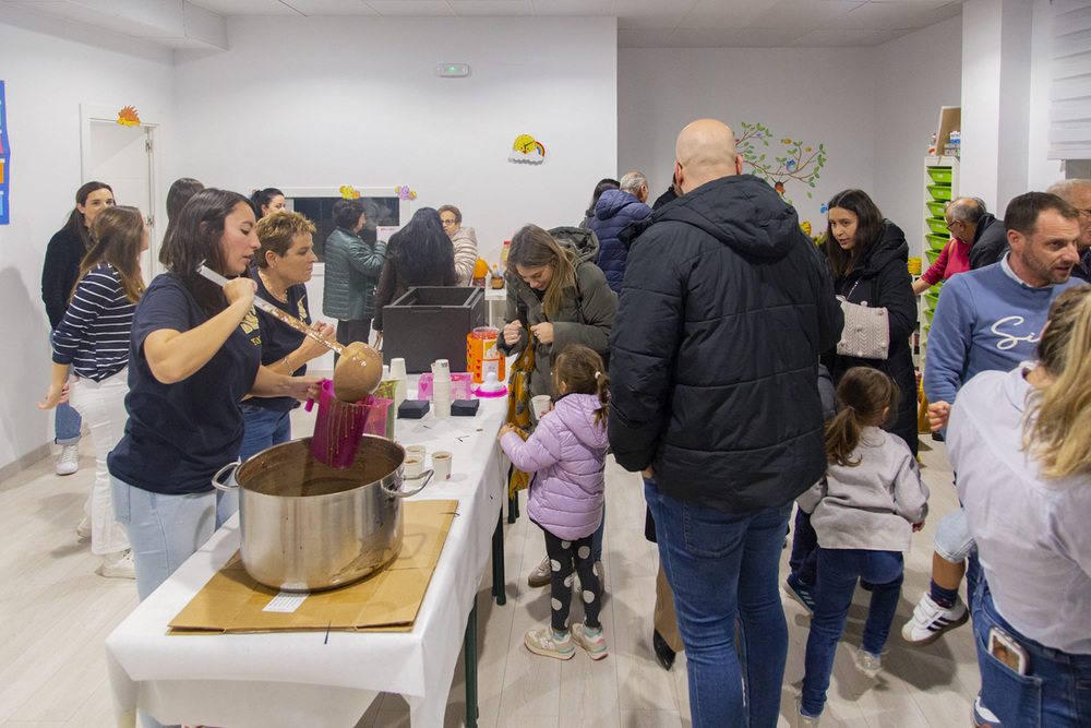 Chocolate solidario para una escuela infantil