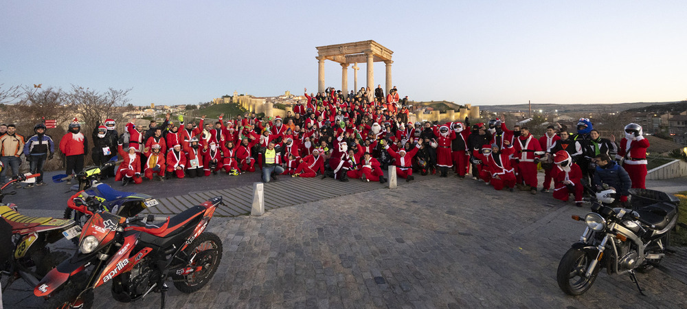 La Papanoelada celebra las Navidades sobre dos ruedas