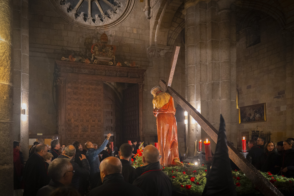 Suspendida la Procesión del Cristo de las Batallas.  / DAVID GONZÁLEZ