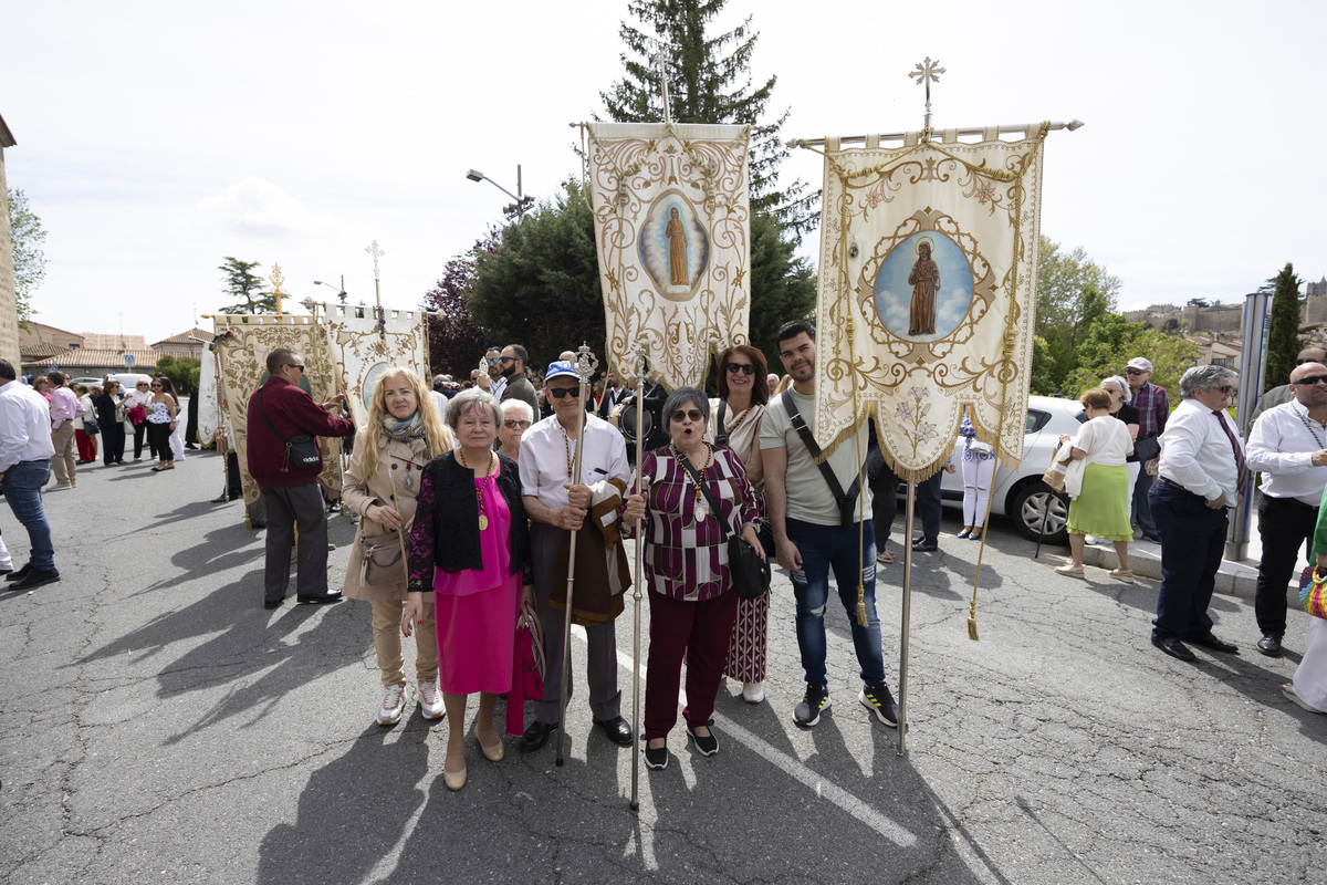 Procesión conjunta de la Virgen de las Vacas y la Virgen de la Misericoardia.  / ISABEL GARCÍA