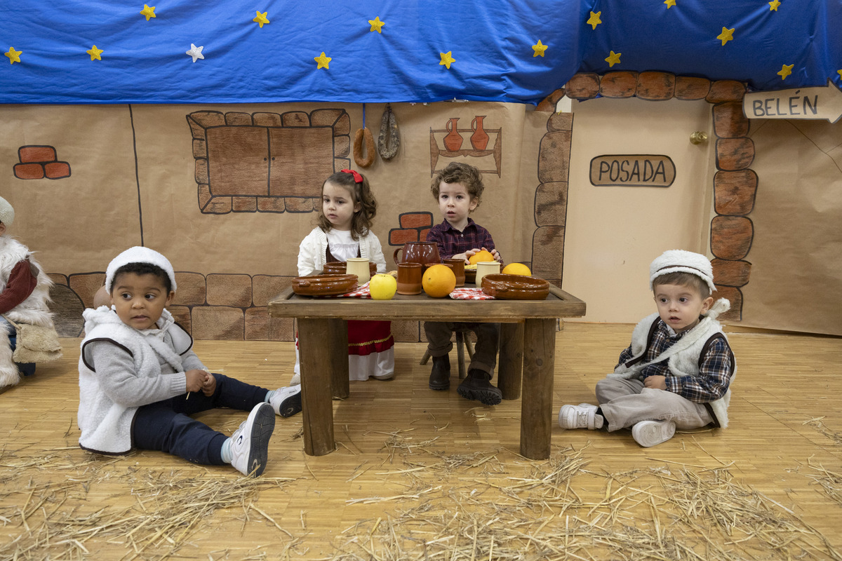 Belén viviente del colegio Pablo VI  / ISABEL GARCÍA