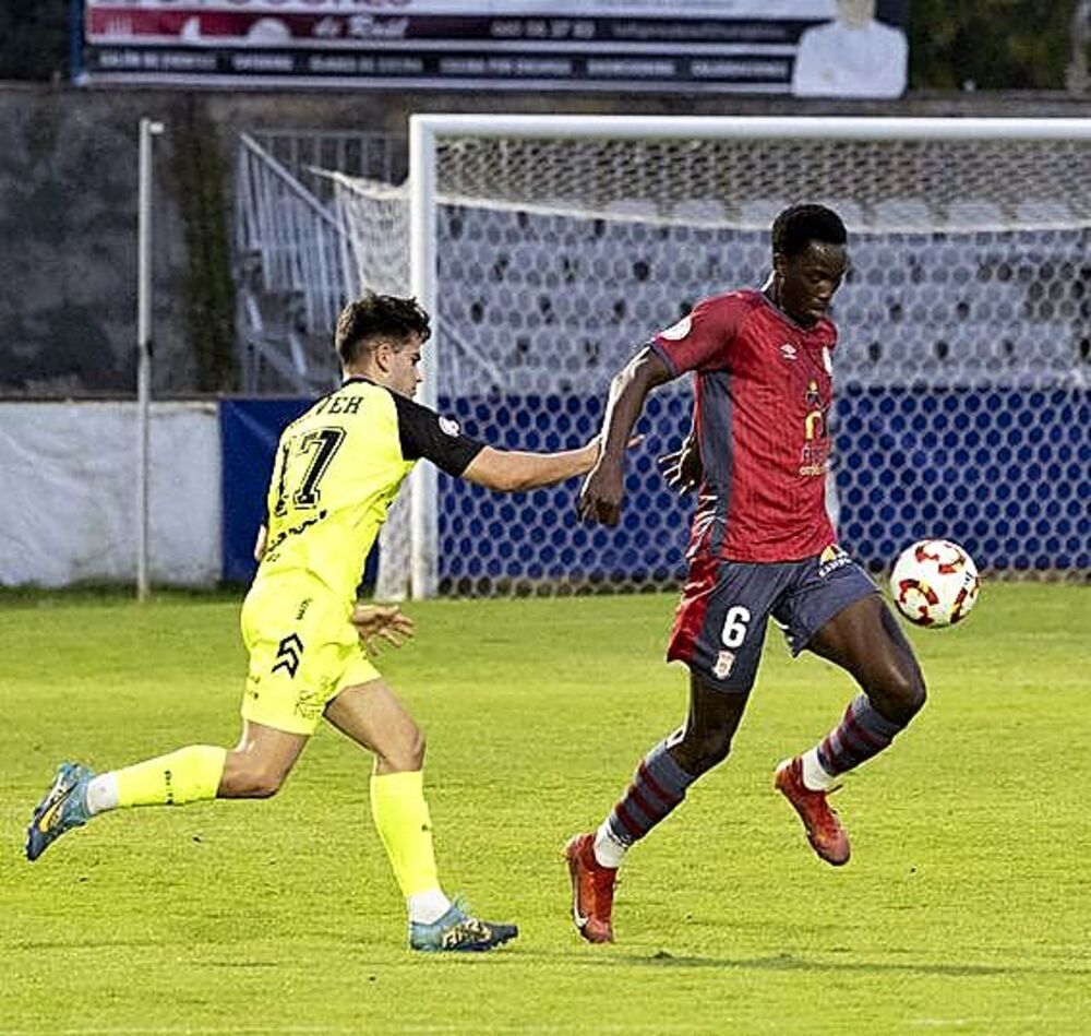 El Real Ávila vence a sus miedos... Y al Laredo