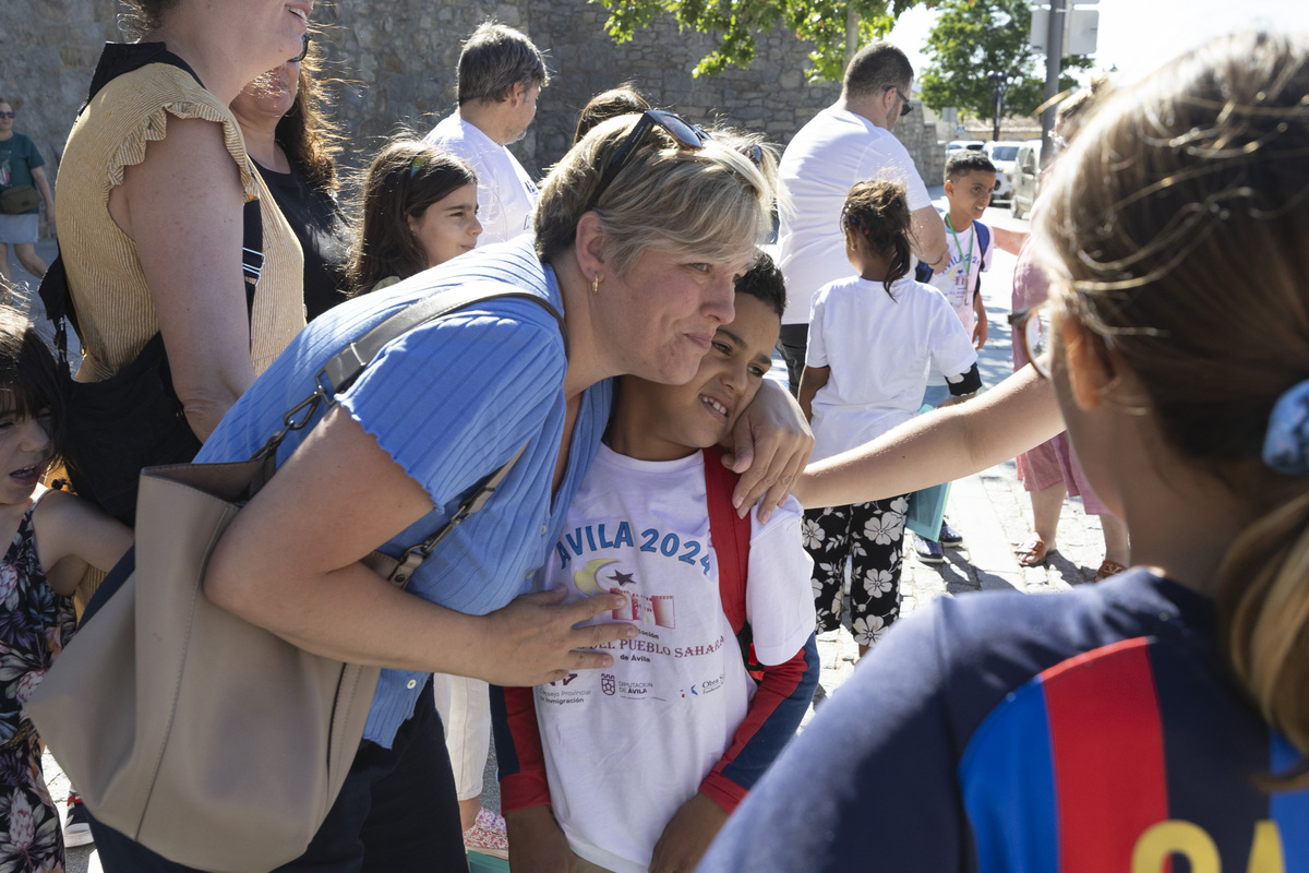 Llega de niños saharauis a Ávila.  / ISABEL GARCÍA