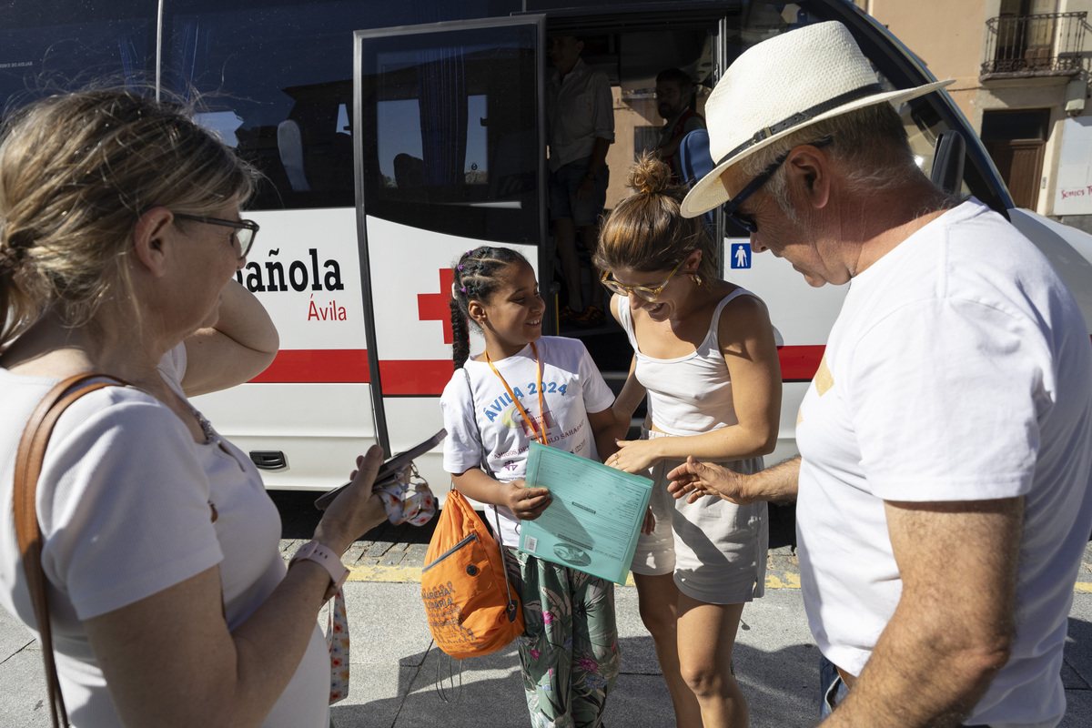 Llega de niños saharauis a Ávila.  / ISABEL GARCÍA