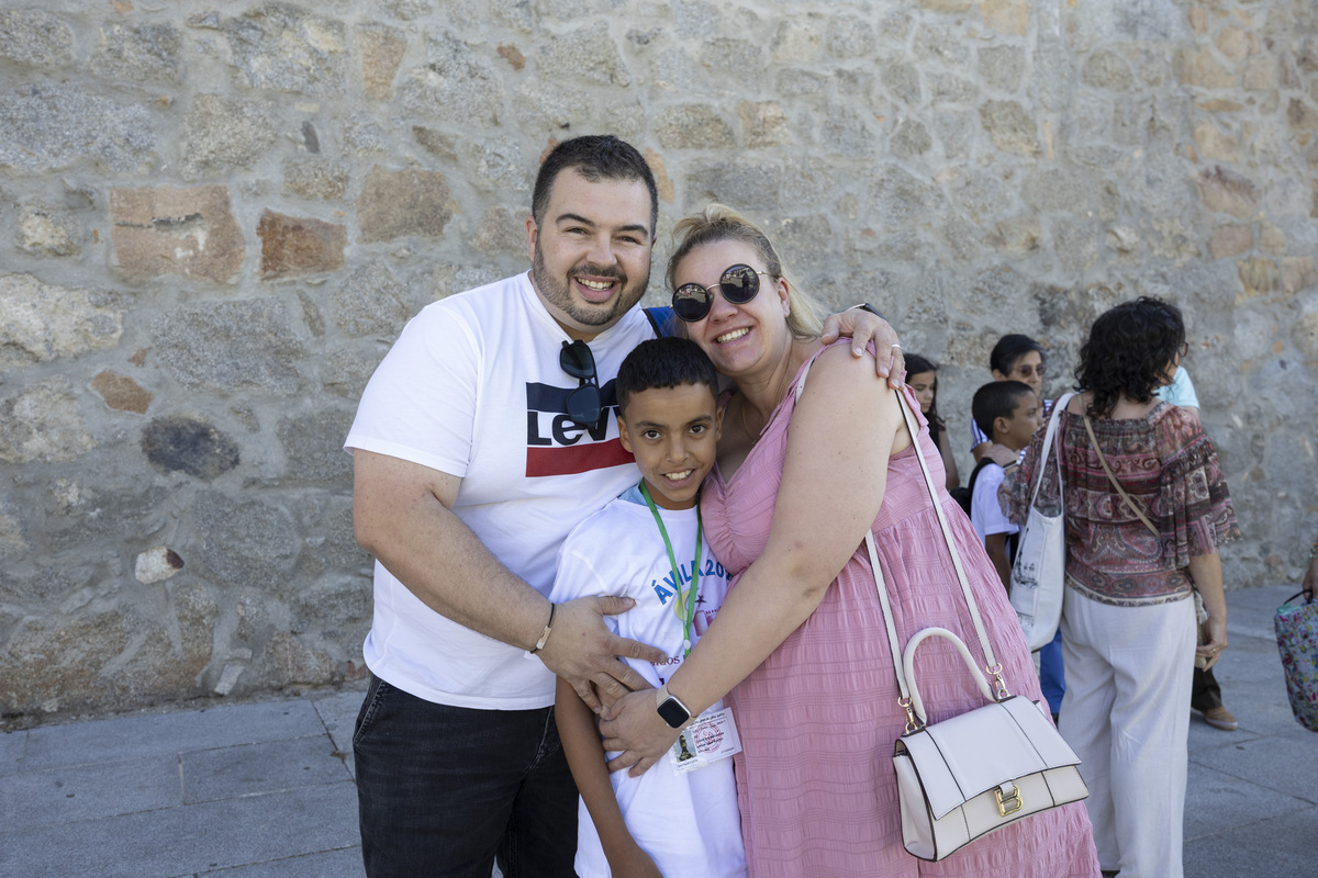 Llega de niños saharauis a Ávila.  / ISABEL GARCÍA