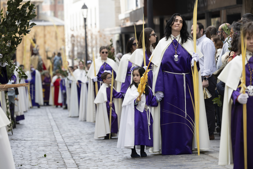La procesión de Las Palmas marca el paso a la Semana Santa
