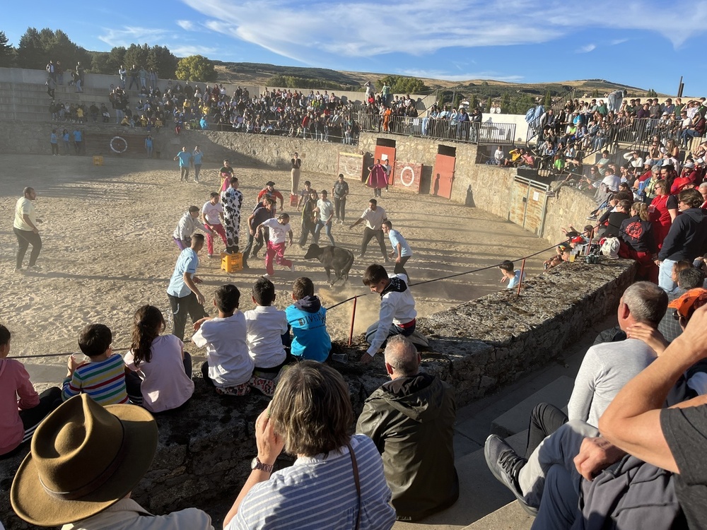 Fiestas en Navarredonda de Gredos por la Virgen de las Nieves