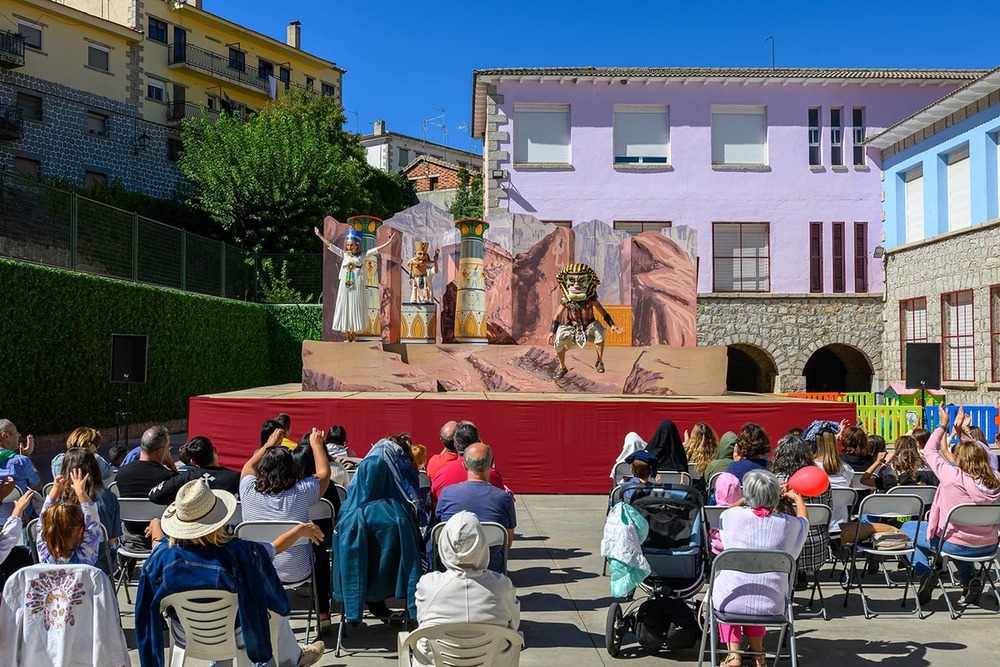 Música, toros y teatro en las fiestas de El Hoyo de Pinares