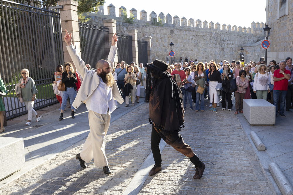 Ávila presume de patrimonio en horario nocturno