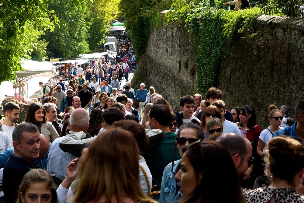 Multitudinaria celebración en el santuario de Arenas