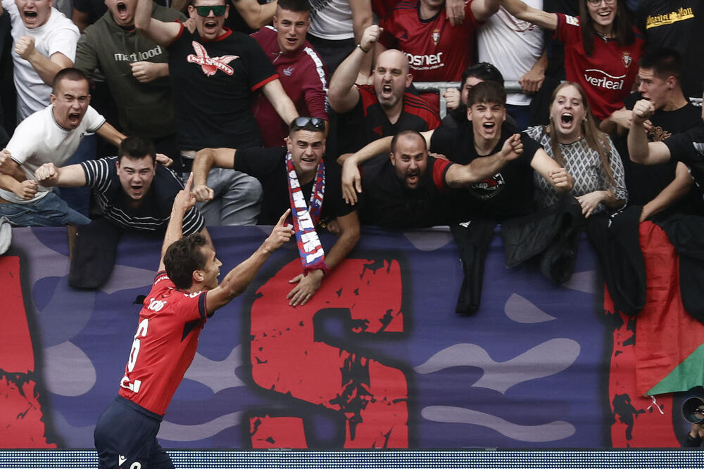 Chimy Ávila corta la racha de Osasuna en El Sadar