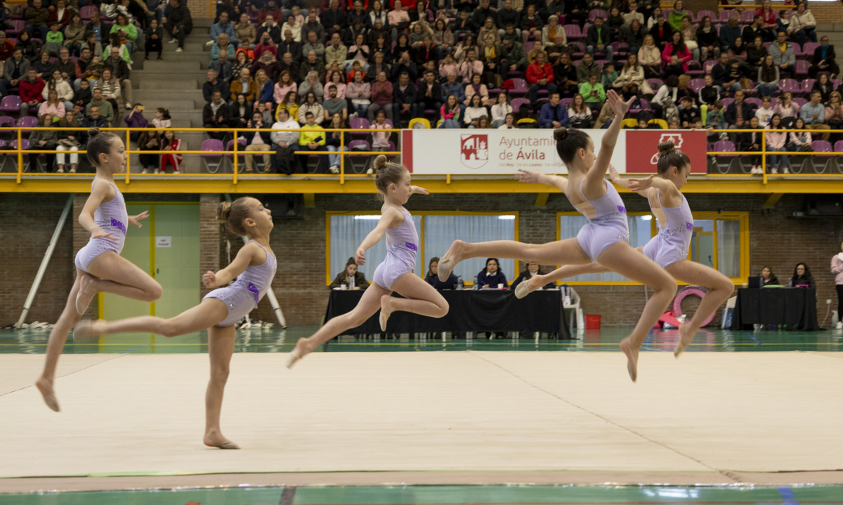 Gimnasia Ritmica en San Antonio.  / ISABEL GARCÍA