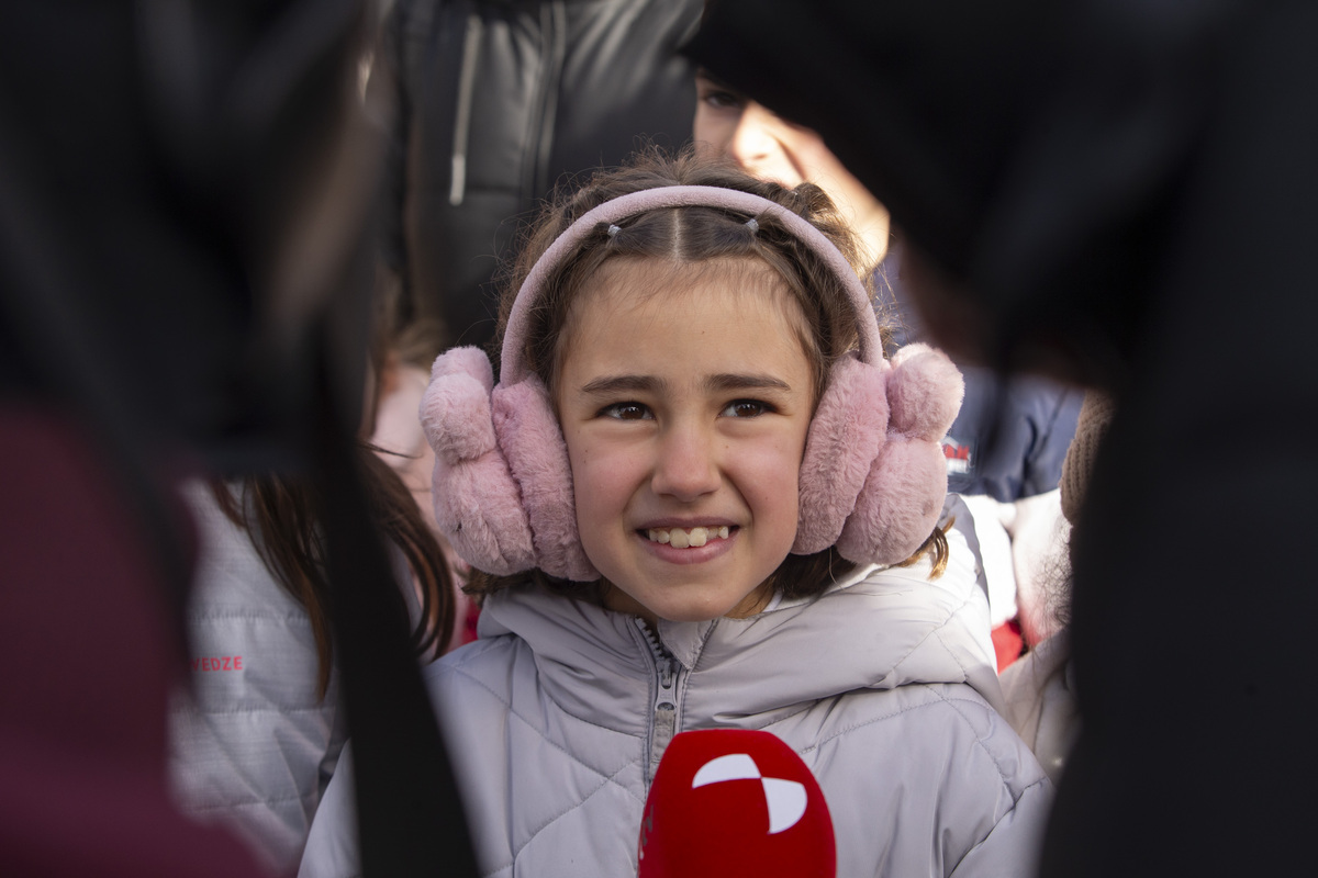 Llegada de los Reyes Magos a caballo, organizado por asociación de las Hervencias.  / ISABEL GARCÍA