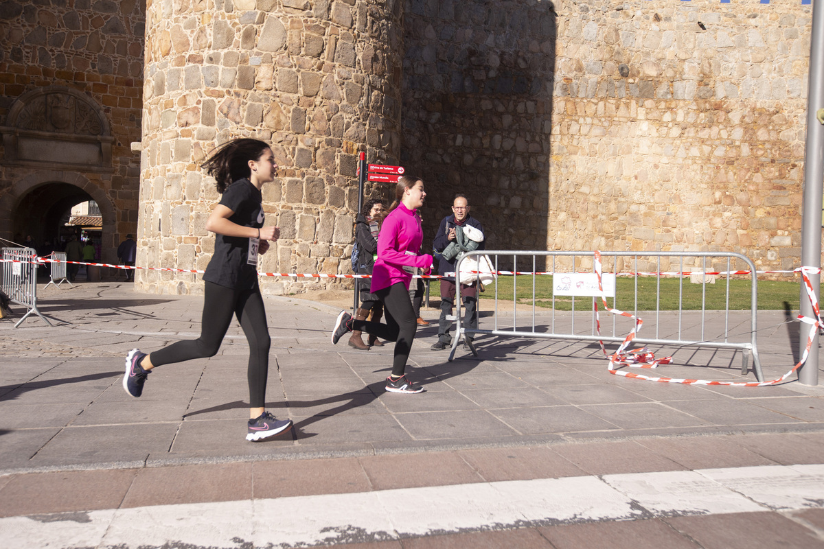 Carrera II Legua Universidad Católica de Ávila. Plaza de Santa Teresa.  / ISABEL GARCÍA