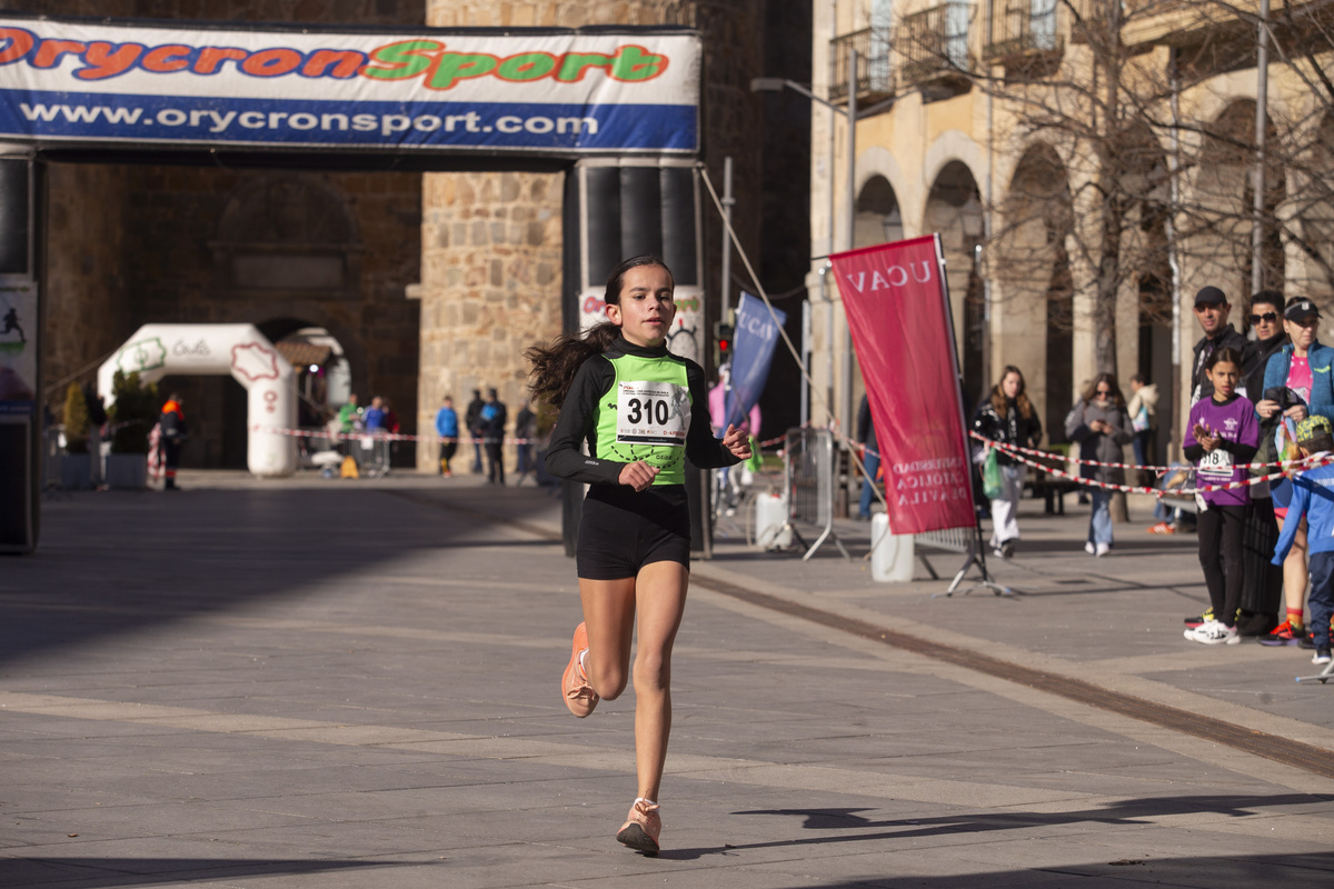 Carrera II Legua Universidad Católica de Ávila. Plaza de Santa Teresa.  / ISABEL GARCÍA