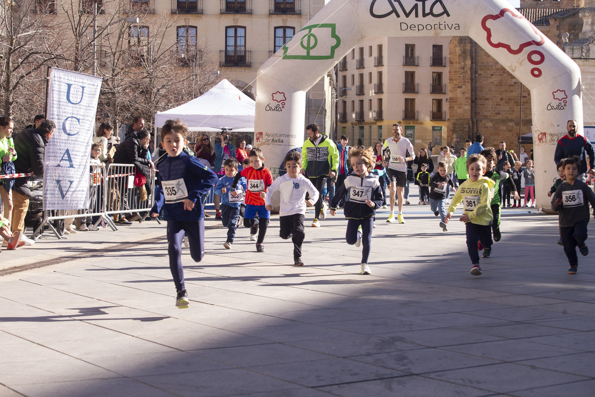 Carrera II Legua Universidad Católica de Ávila. Plaza de Santa Teresa.  / ISABEL GARCÍA