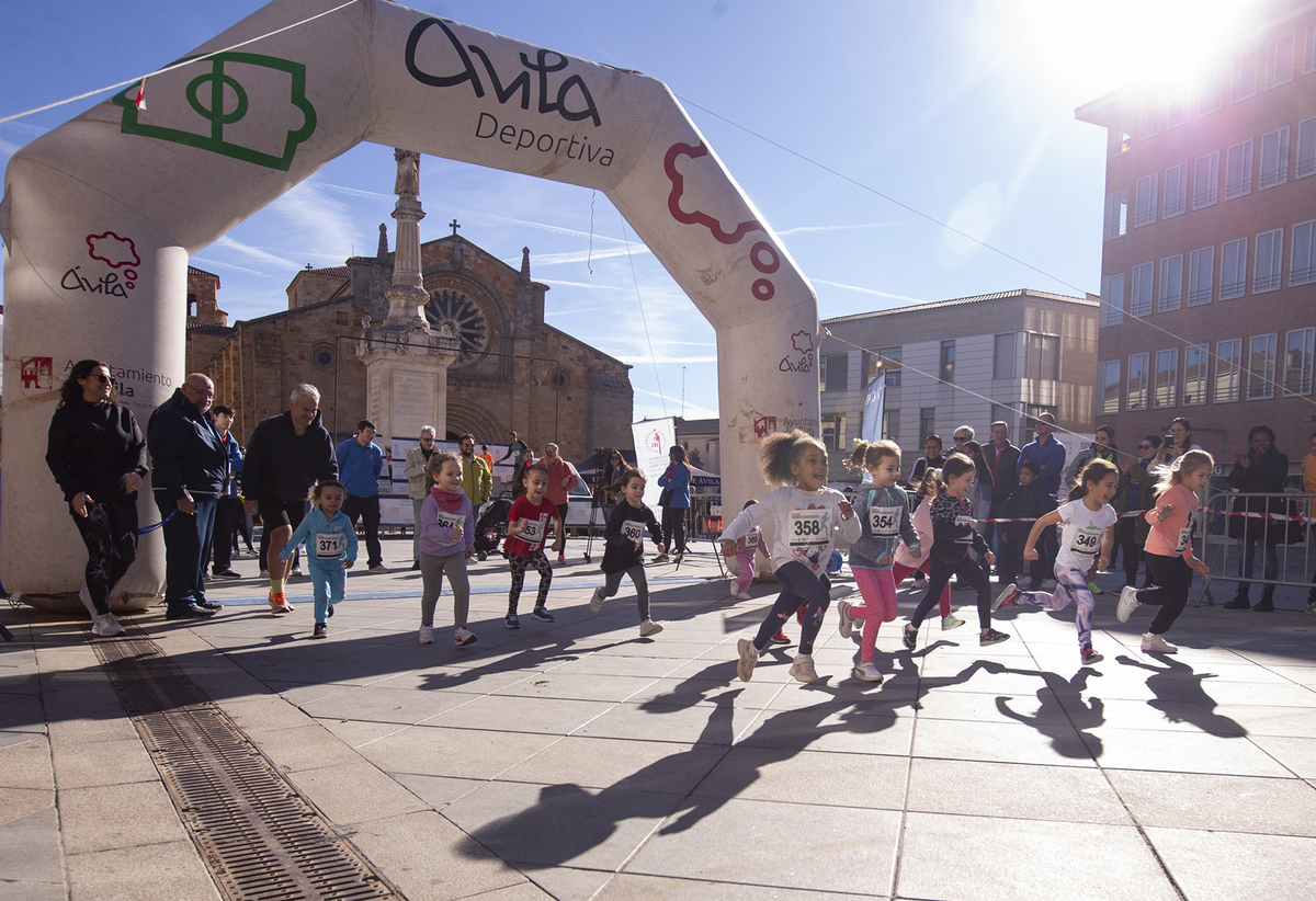 Carrera II Legua Universidad Católica de Ávila. Plaza de Santa Teresa.  / ISABEL GARCÍA