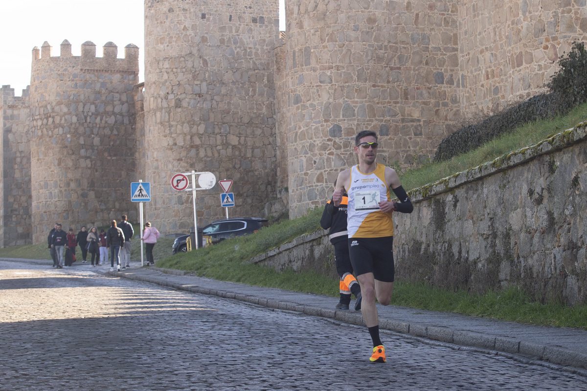 Carrera II Legua Universidad Católica de Ávila. Plaza de Santa Teresa.  / ISABEL GARCÍA