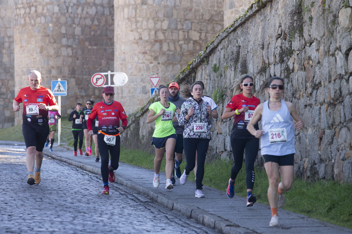 Carrera II Legua Universidad Católica de Ávila. Plaza de Santa Teresa.  / ISABEL GARCÍA