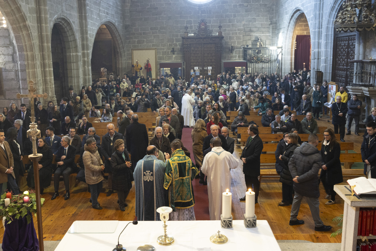 70 aniversario de la cofradia de la Esperanza.  / ISABEL GARCÍA