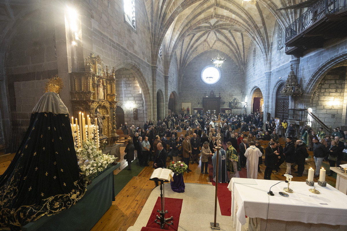 70 aniversario de la cofradia de la Esperanza.  / ISABEL GARCÍA