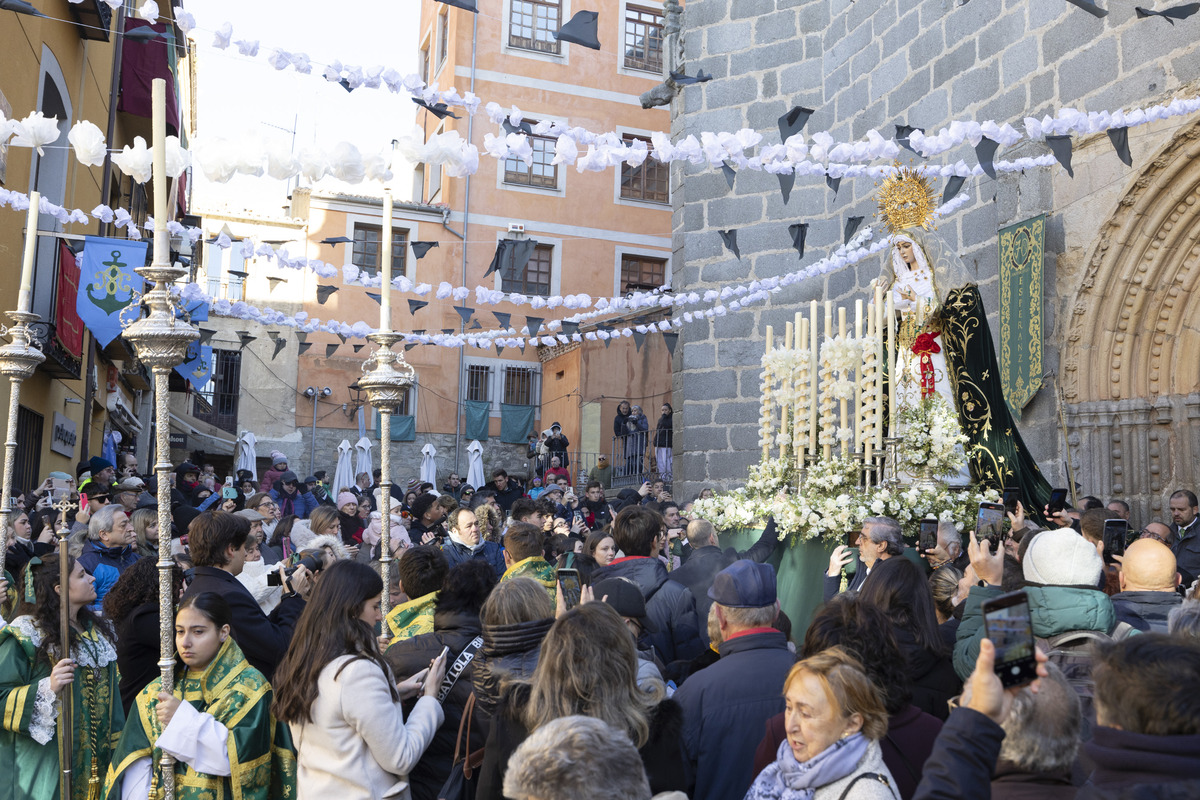 70 aniversario de la cofradia de la Esperanza.  / ISABEL GARCÍA